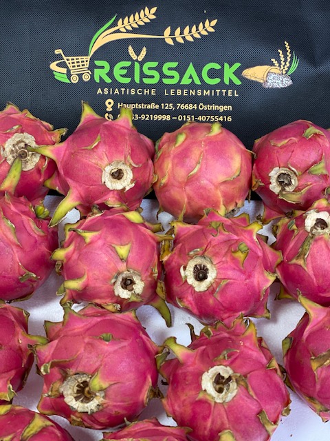 Fresh Dragon Fruits stück (300-450g)